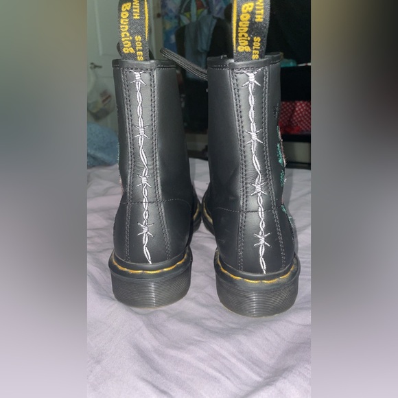 rose Dr. Martins - Picture 6 of 8